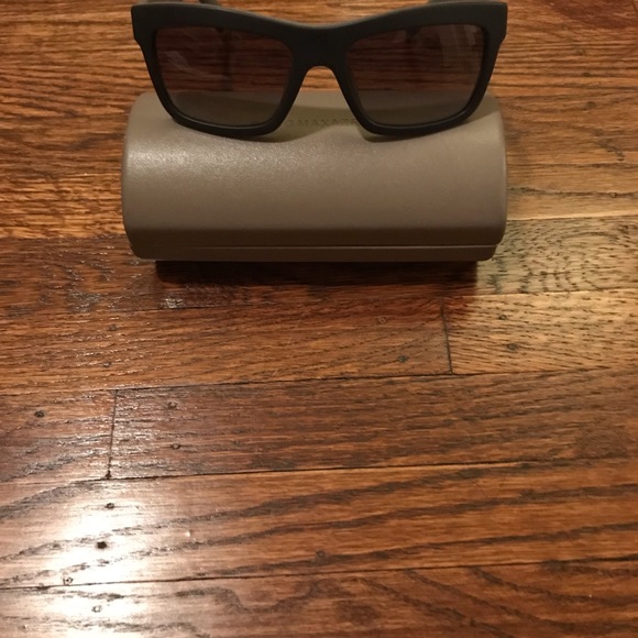 COPY - Prada Sunglasses - Picture 1 of 3
